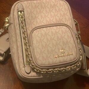 Michael Kors Elliot Small Logo Crossbody Bag in the color Ballet